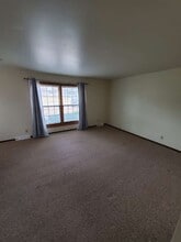 S69W14961 Cornell Cir in Muskego, WI - Building Photo - Building Photo