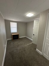 1913 S Gold St in Wichita, KS - Building Photo - Building Photo