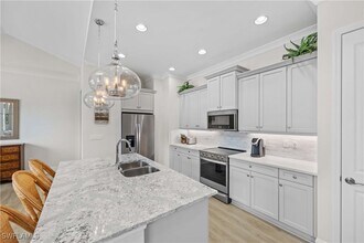 7188 Cayo Coco Ln in Naples, FL - Building Photo - Building Photo