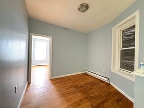 78 Stone St, Unit 1L in Newark, NJ - Building Photo - Building Photo