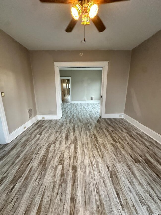 612 7th St in Watervliet, NY - Building Photo - Building Photo