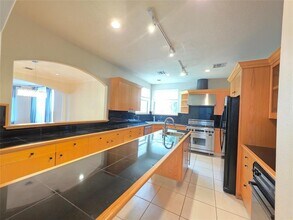 9260 Deepwater Dr in Montgomery, TX - Building Photo - Building Photo