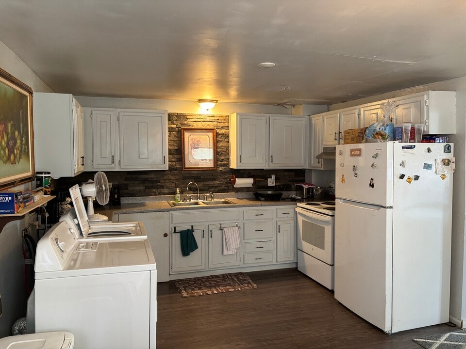 47 Bouck St in Saranac, NY - Building Photo