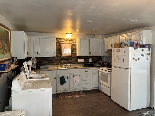 property at 47 Bouck St