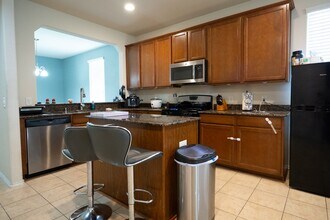 1414 S Maple Dr in Katy, TX - Building Photo - Building Photo