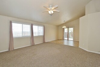 3012 Turning Leaf St in Caldwell, ID - Building Photo - Building Photo