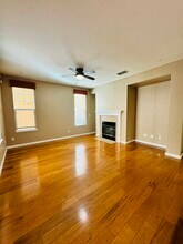 127 W Invitar Ln in Mountain House, CA - Building Photo - Building Photo