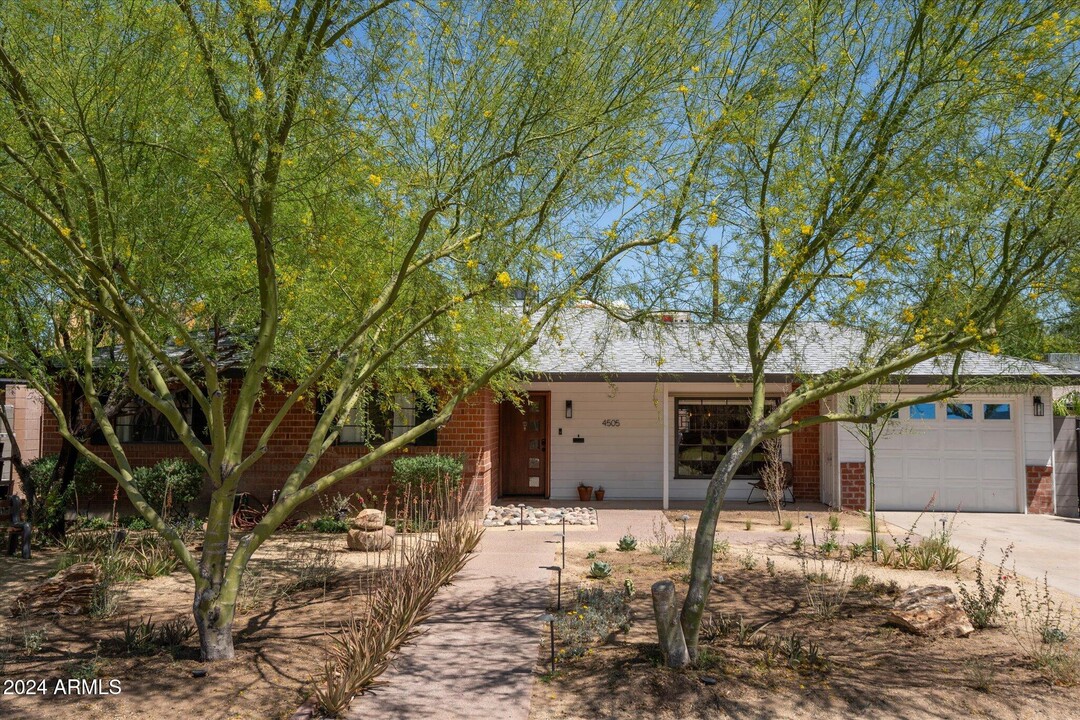 4505 N 2nd Dr in Phoenix, AZ - Building Photo