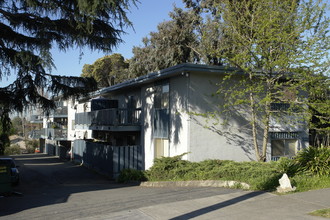 Maubert Glen Apartments in San Lorenzo, CA - Building Photo - Building Photo