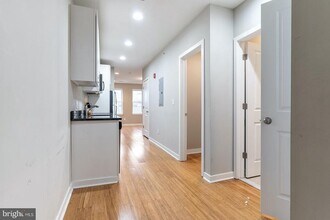 616 S 4th St in Philadelphia, PA - Building Photo - Building Photo