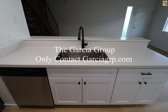 1488 NE Paropa Ct in Gresham, OR - Building Photo - Building Photo