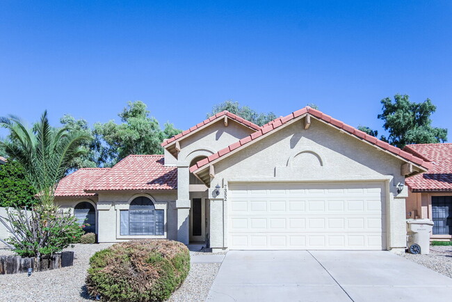 7352 W Morrow Dr