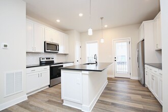453 Fennel Rd in Crozet, VA - Building Photo - Building Photo