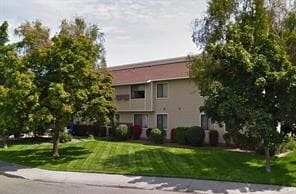 1403 Meade Ave in Prosser, WA - Building Photo - Building Photo