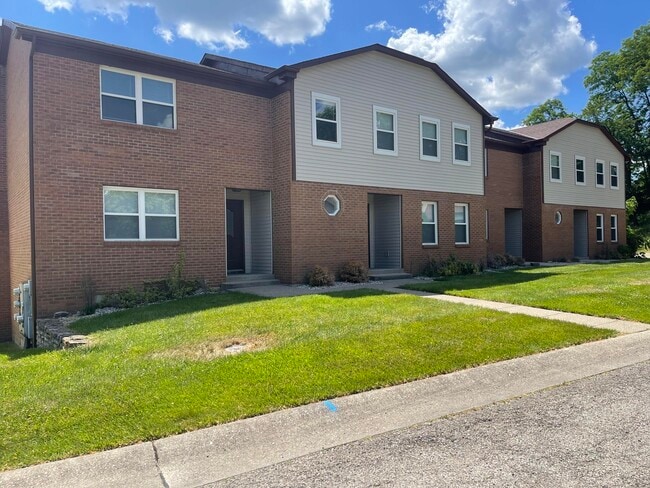 property at 101 Kingsway Ct