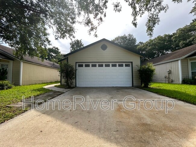property at 1851 Yukon Ct