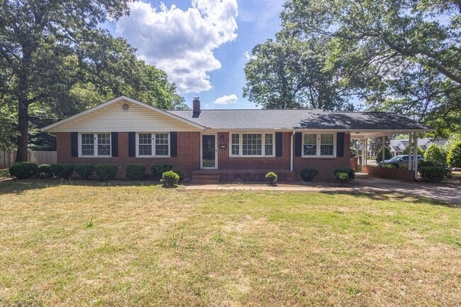 1416 Two Notch Rd SE