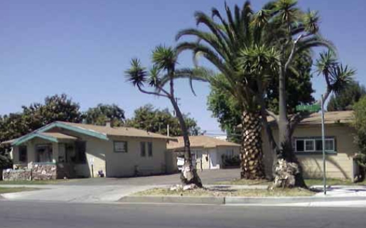 631 E Chapel St in Santa Maria, CA - Foto de edificio