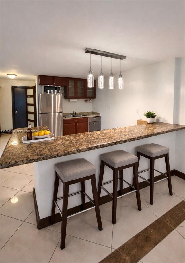 8013 SW 199th Terrace in Cutler Bay, FL - Building Photo - Building Photo