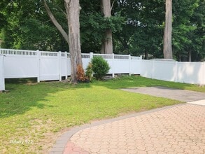 46 Randolph Rd in White Plains, NY - Building Photo - Building Photo