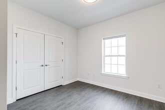 Winchester Forest in Richmond, VA - Building Photo - Building Photo