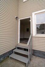 1277 W 67th St in Cleveland, OH - Building Photo - Building Photo