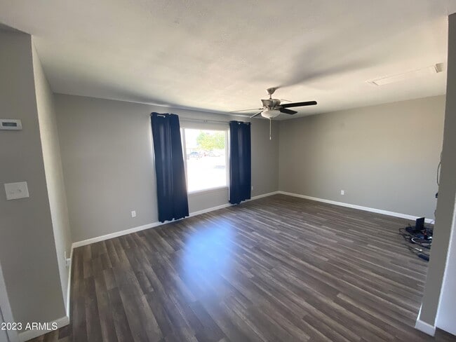 4627 W Rose Ln in Glendale, AZ - Building Photo - Building Photo