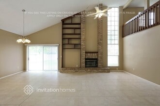 1202 Barmere Ln in Brandon, FL - Foto de edificio - Building Photo