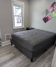 229 Conover St in Burlington, NJ - Foto de edificio - Building Photo