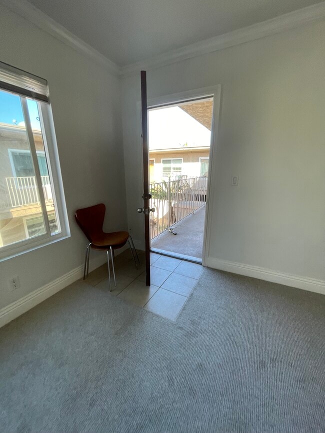 1472 Iris Ave, Unit 11 in Imperial Beach, CA - Building Photo - Building Photo