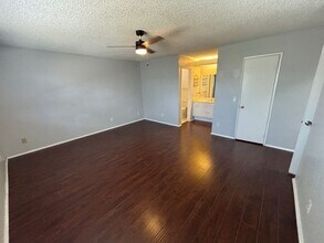 23290 Vida Ct in Moreno Valley, CA - Building Photo - Building Photo