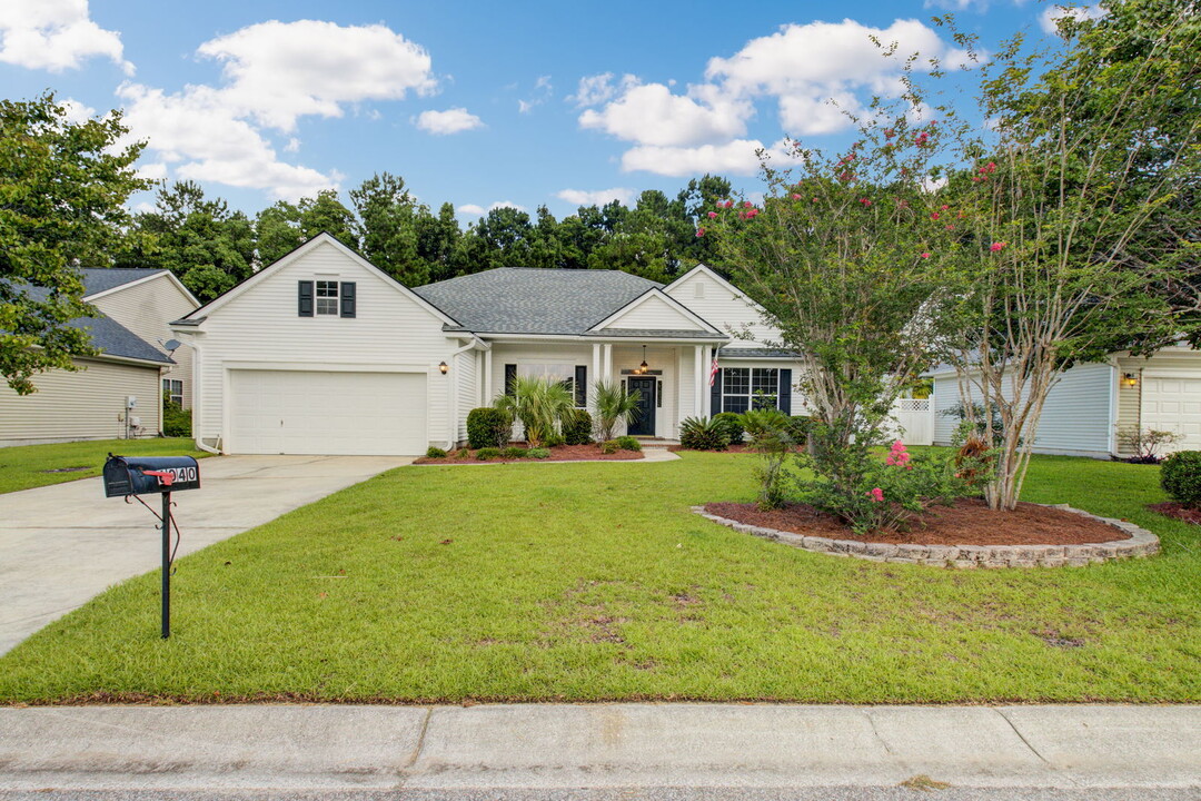 6040 Fieldstone Cir in Charleston, SC - Building Photo