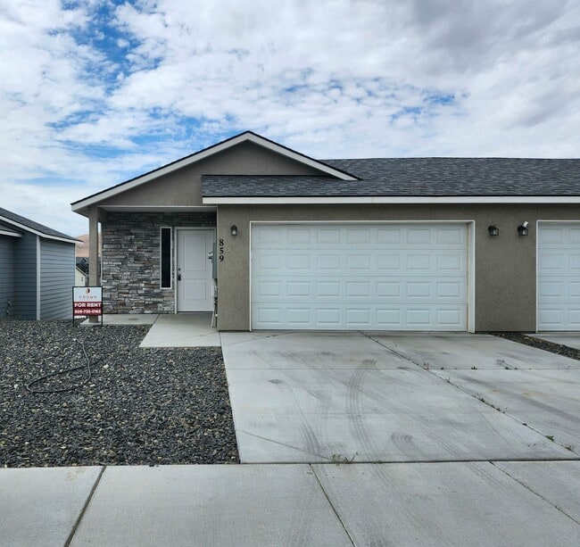 property at 859 Duke Ln
