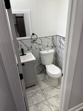 2041 S Norwood St in Philadelphia, PA - Foto de edificio - Building Photo