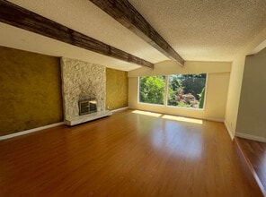 13243 Coulthard Rd in Surrey, BC - Building Photo - Building Photo