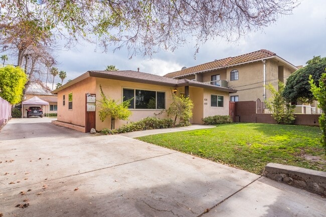 438 N Chester Ave, Unit 438