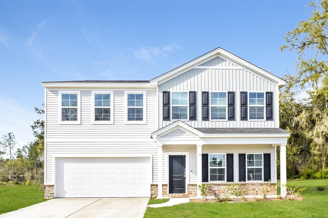 72 Enclave Wy in Ludowici, GA - Building Photo