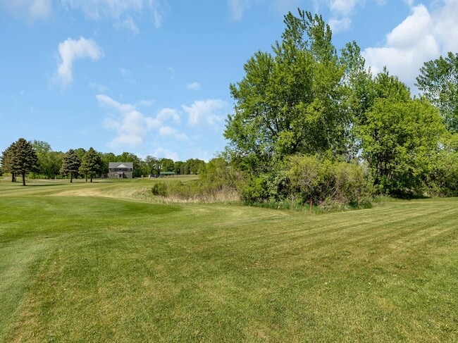 980 Acacia Dr S in Annandale, MN - Building Photo - Building Photo
