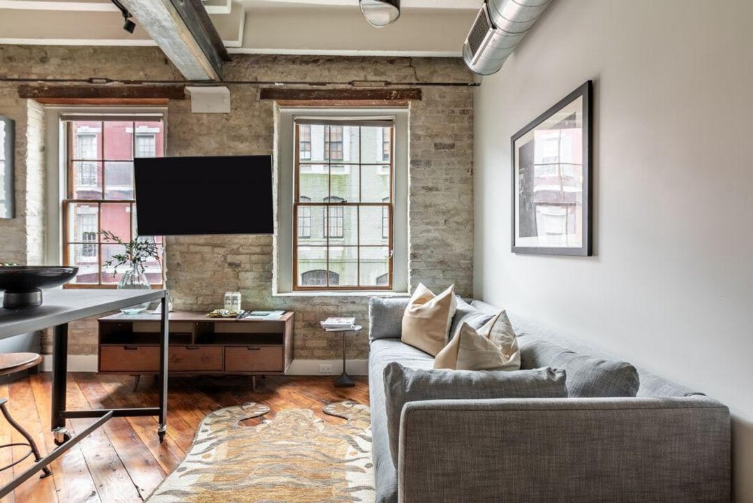 315 Girod St in New Orleans, LA - Building Photo