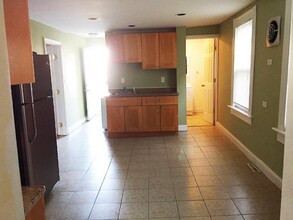 16 Jetland Pl in Bridgeport, CT - Building Photo - Building Photo
