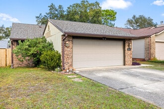 206 Cedar Ridge Way in Niceville, FL - Foto de edificio - Building Photo
