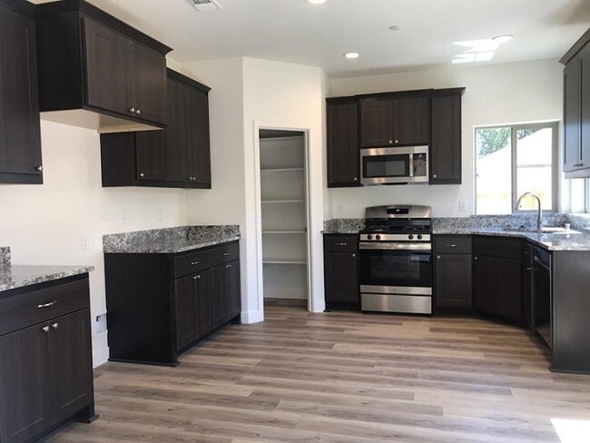 2923 Milo Wy in Chico, CA - Building Photo - Building Photo