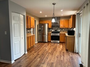 1746 Newport Ln in Montgomery, IL - Building Photo - Building Photo