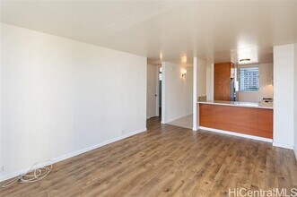 949 Ala Nanala St in Honolulu, HI - Building Photo - Building Photo