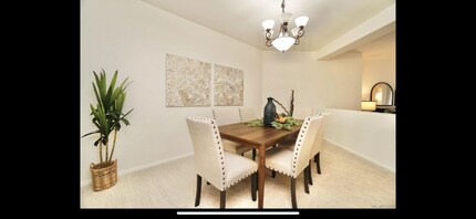 817 Kalpati Cir in Carlsbad, CA - Foto de edificio - Building Photo