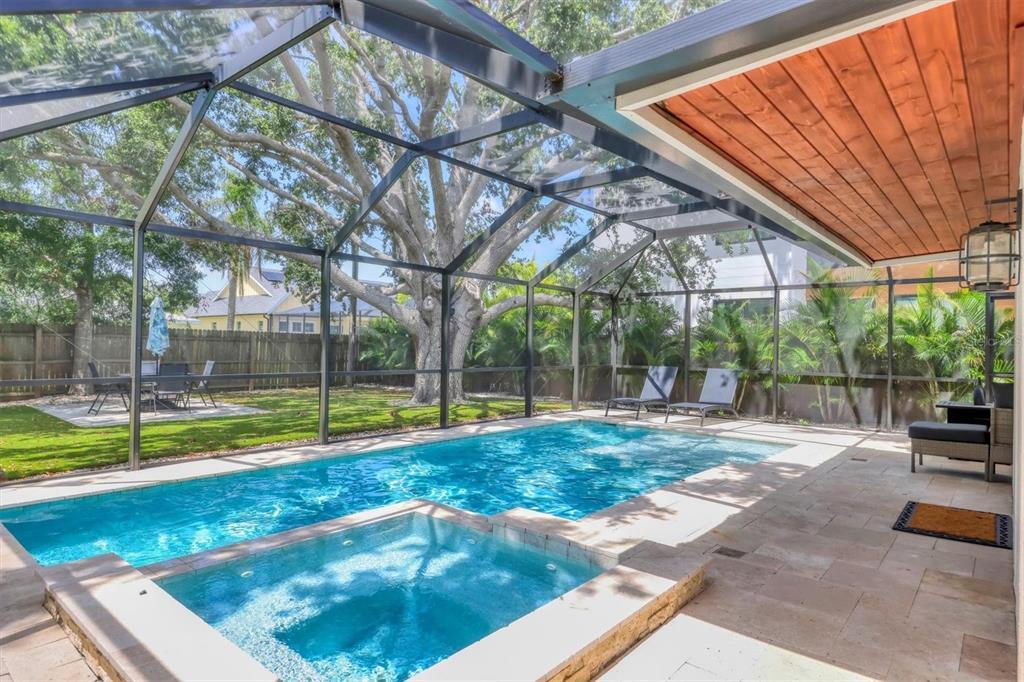 2141 Hyde Park St in Sarasota, FL - Building Photo