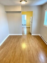 112 Airport Heights Dr in St John's, NL - Building Photo - Building Photo