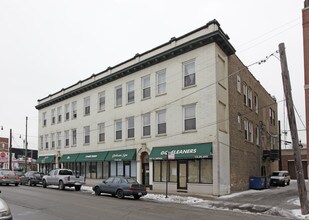 2566-2570 N Lincoln Ave in Chicago, IL - Building Photo - Building Photo