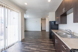 Garden Court at Yale Station in Denver, CO - Building Photo