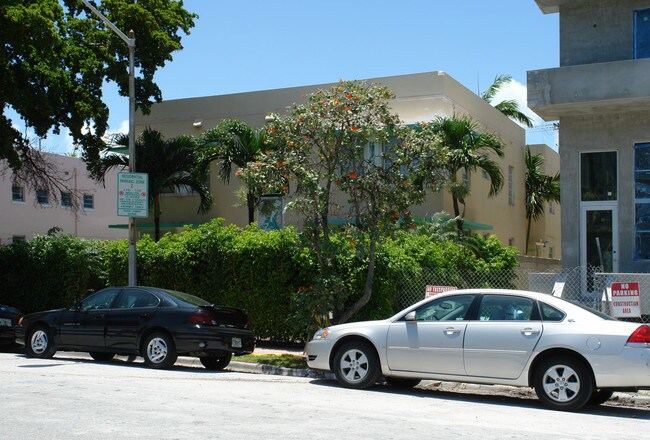 Keystone in Miami Beach, FL - Foto de edificio - Building Photo